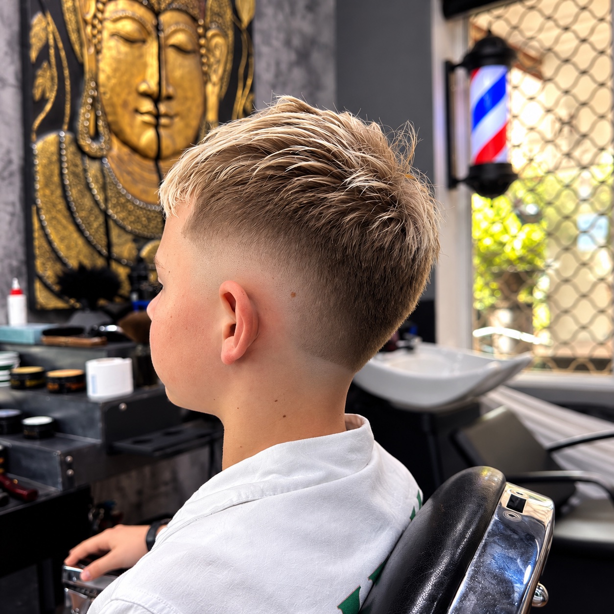Mullet con burst fade